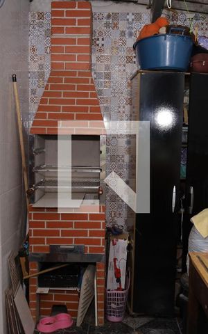 Casa à venda com 27m², 3 quartos e sem vagaÁrea de Serviço