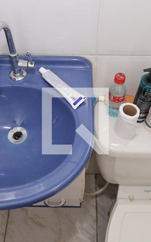 Casa à venda com 27m², 3 quartos e sem vagaBanheiro 2