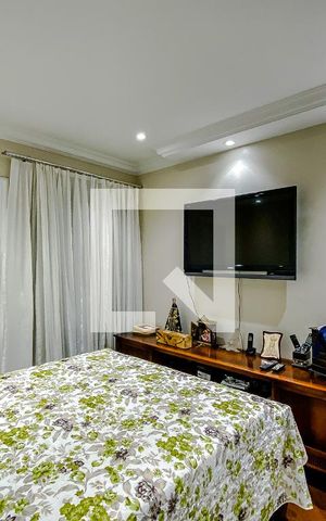 Apartamento à venda com 241m², 4 quartos e 4 vagasQuarto 3 - Suíte
