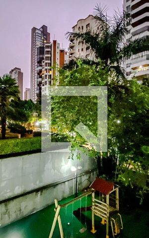 Apartamento à venda com 241m², 4 quartos e 4 vagasVaranda