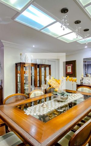 Apartamento à venda com 241m², 4 quartos e 4 vagasSala