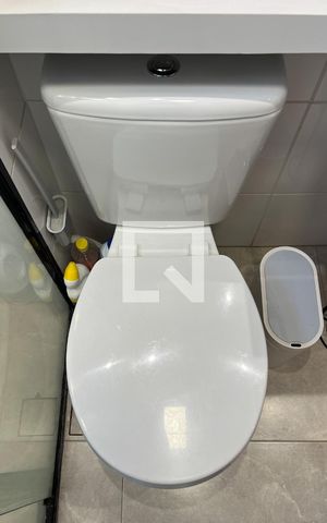 Apartamento à venda com 43m², 2 quartos e 1 vaga Apartamento à venda com 43m², 2 quartos e 1 vagaBanheiro