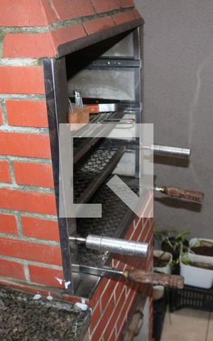 Casa à venda com 191m², 3 quartos e 3 vagasQuintal