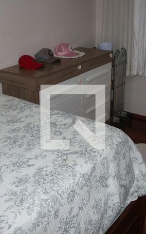 Casa à venda com 191m², 3 quartos e 3 vagasQuarto 3