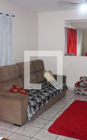 Casa à venda com 191m², 3 quartos e 3 vagasSala