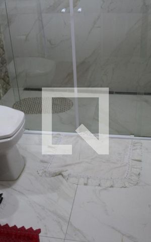 Casa à venda com 191m², 3 quartos e 3 vagasBanheiro da Suíte 1