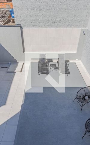 Casa à venda com 270m², 3 quartos e 3 vagas Casa à venda com 270m², 3 quartos e 3 vagasQuintal