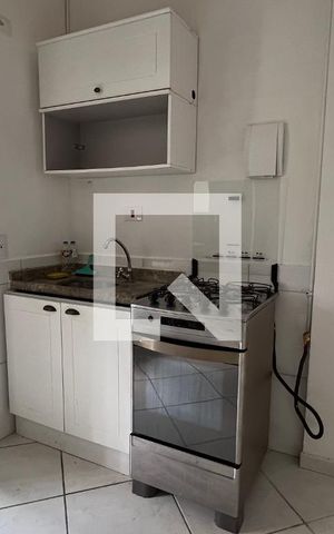 Studio para alugar com 33m², 1 quarto e sem vaga Studio para alugar com 33m², 1 quarto e sem vagaCozinha