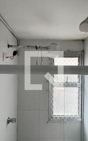 Studio para alugar com 33m², 1 quarto e sem vaga Studio para alugar com 33m², 1 quarto e sem vagaBanheiro