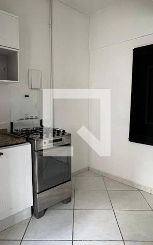 Studio para alugar com 33m², 1 quarto e sem vaga Studio para alugar com 33m², 1 quarto e sem vagaCozinha