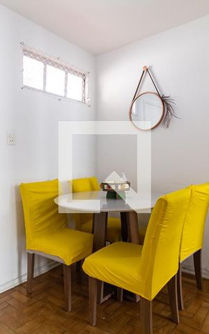 Apartamento à venda com 50m², 1 quarto e sem vaga Apartamento à venda com 50m², 1 quarto e sem vagaSala de Jantar