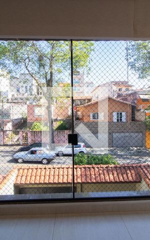 Casa à venda com 351m², 4 quartos e 5 vagas Casa à venda com 351m², 4 quartos e 5 vagasSuíte