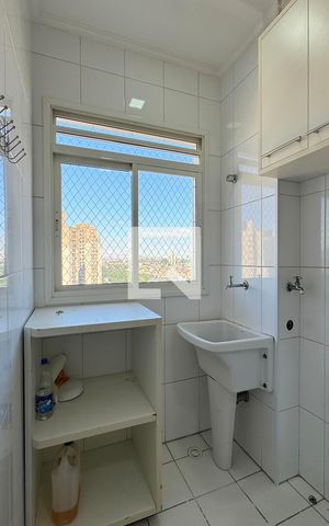 Apartamento à venda com 60m², 2 quartos e 1 vagaÁrea de Serviço