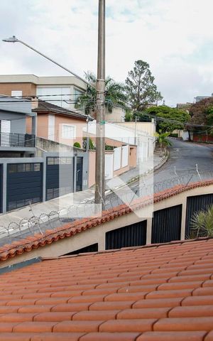 Casa à venda com 475m², 4 quartos e 8 vagas Casa à venda com 475m², 4 quartos e 8 vagasVista da Sacada