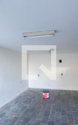 Casa à venda com 250m², 3 quartos e 4 vagas Casa à venda com 250m², 3 quartos e 4 vagasAnexo