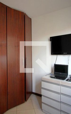 Apartamento à venda com 150m², 4 quartos e 2 vagasQuarto 2