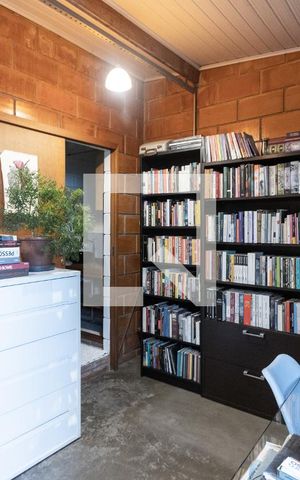 Casa à venda com 300m², 3 quartos e sem vaga Casa à venda com 300m², 3 quartos e sem vagaQuarto 3 - Suite