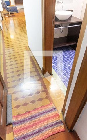 Casa à venda com 300m², 3 quartos e sem vaga Casa à venda com 300m², 3 quartos e sem vagaCorredor