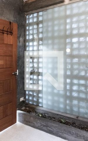 Casa à venda com 300m², 3 quartos e sem vaga Casa à venda com 300m², 3 quartos e sem vagaBanheiro do Quarto 2 - Suite
