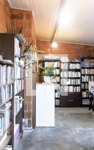 Casa à venda com 300m², 3 quartos e sem vaga Casa à venda com 300m², 3 quartos e sem vagaQuarto 3 - Suite