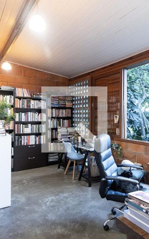 Casa à venda com 300m², 3 quartos e sem vaga Casa à venda com 300m², 3 quartos e sem vagaQuarto 3 - Suite