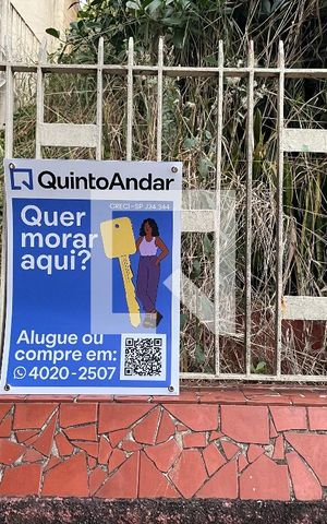 Casa à venda com 300m², 3 quartos e sem vaga Casa à venda com 300m², 3 quartos e sem vagaPlaca