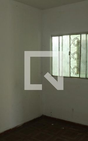 Casa para alugar com 60m², 2 quartos e sem vagaSala