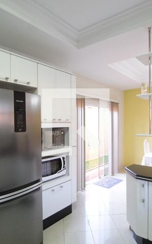 Casa para alugar com 370m², 5 quartos e 4 vagasCozinha
