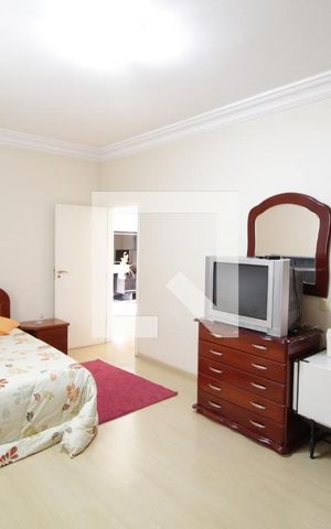 Casa para alugar com 370m², 5 quartos e 4 vagasQuarto 1