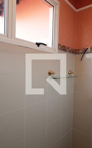 Casa para alugar com 370m², 5 quartos e 4 vagasLavabo
