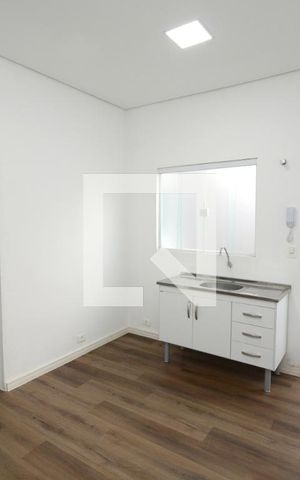 Studio para alugar com 35m², 1 quarto e sem vagaSala/Cozinha