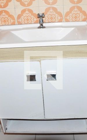 Casa à venda com 90m², 2 quartos e 1 vaga Casa à venda com 90m², 2 quartos e 1 vagaBanheiro 01