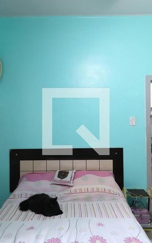 Casa à venda com 45m², 2 quartos e 1 vaga Casa à venda com 45m², 2 quartos e 1 vagaQuarto