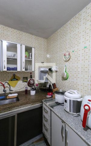 Casa à venda com 45m², 2 quartos e 1 vaga Casa à venda com 45m², 2 quartos e 1 vagaCozinha