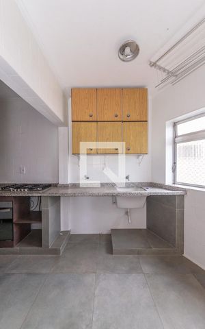 Apartamento à venda com 84m², 3 quartos e 1 vaga Apartamento à venda com 84m², 3 quartos e 1 vagaLavanderia