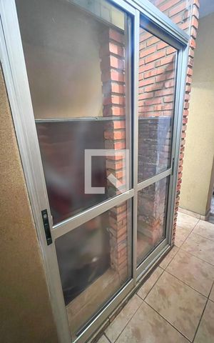 Casa à venda com 190m², 3 quartos e 2 vagas Casa à venda com 190m², 3 quartos e 2 vagasÁrea Externa