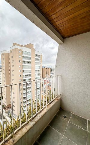 Apartamento para alugar com 84m², 3 quartos e 1 vagaSacada