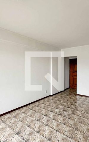 Apartamento para alugar com 84m², 3 quartos e 1 vagaSala