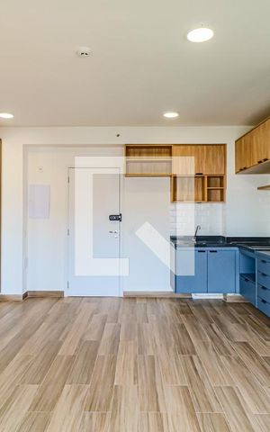 Apartamento para alugar com 37m², 1 quarto e sem vaga Apartamento para alugar com 37m², 1 quarto e sem vagaStudio