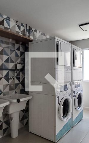 Studio à venda com 20m², 1 quarto e sem vaga Studio à venda com 20m², 1 quarto e sem vagaLavanderia