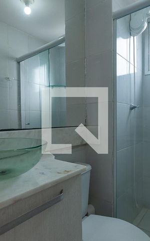 Apartamento à venda com 44m², 2 quartos e sem vaga Apartamento à venda com 44m², 2 quartos e sem vagaBanheiro Social