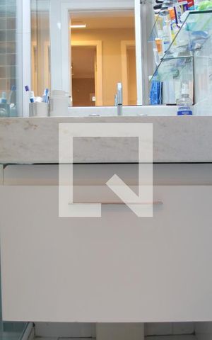 Apartamento à venda com 100m², 3 quartos e 2 vagasBanheiro social