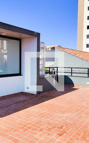 Casa à venda com 160m², 3 quartos e 2 vagas Casa à venda com 160m², 3 quartos e 2 vagasÁrea comum