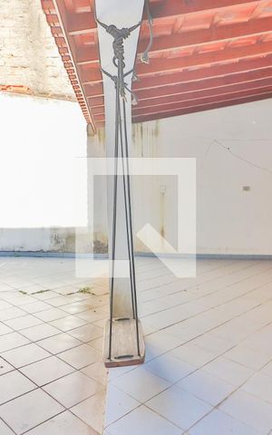 Casa para alugar com 210m², 4 quartos e 1 vaga Casa para alugar com 210m², 4 quartos e 1 vagaQuintal