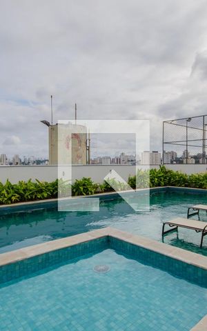 Apartamento à venda com 35m², 2 quartos e sem vaga Apartamento à venda com 35m², 2 quartos e sem vagaÁrea comum - Piscina