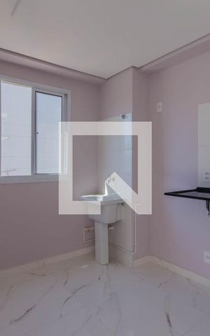 Apartamento à venda com 35m², 2 quartos e sem vaga Apartamento à venda com 35m², 2 quartos e sem vagaCozinha e Área de Serviço
