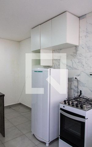 Studio para alugar com 35m², 1 quarto e sem vaga Studio para alugar com 35m², 1 quarto e sem vagaSala/Cozinha