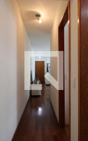 Apartamento à venda com 54m², 2 quartos e 1 vagaCorredor