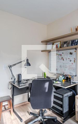 Casa à venda com 230m², 4 quartos e 4 vagas Casa à venda com 230m², 4 quartos e 4 vagasQuarto 3