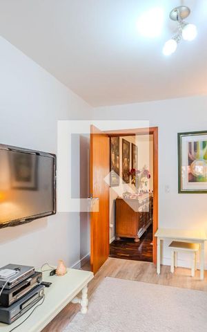 Casa à venda com 230m², 4 quartos e 4 vagas Casa à venda com 230m², 4 quartos e 4 vagasQuarto 1